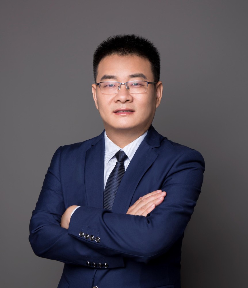 何瑞锋 何瑞锋